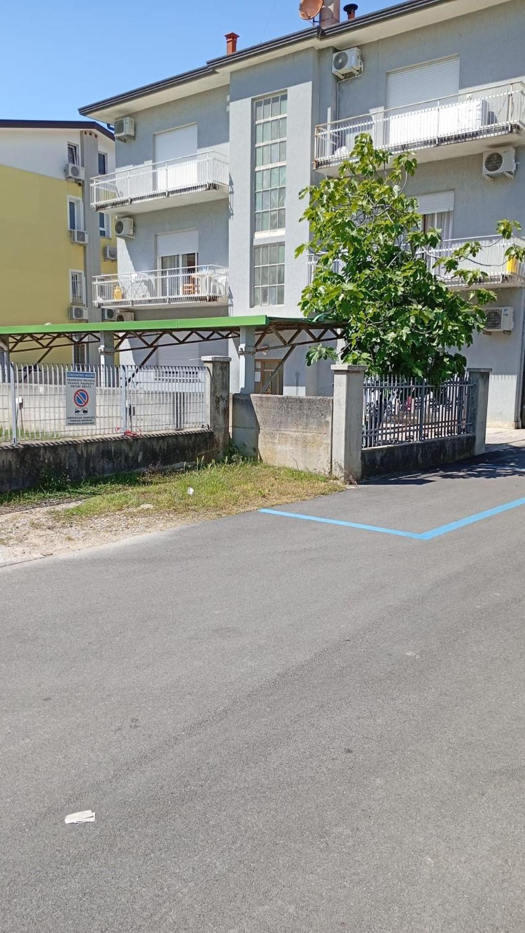 Ai Pini Apartment